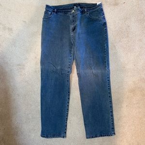 Jones New York signature Womens 16w Denim JEANS